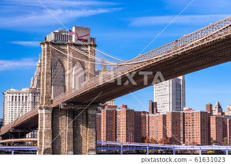 曼哈頓摩天大樓布魯克林大橋公園的“紐約”景觀 61631023