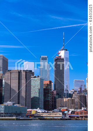曼哈頓摩天大樓布魯克林大橋公園的“紐約”景觀 61631025