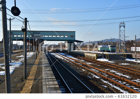Photographing the landscape of Okamanbe Station in Hokkaido 61632120
