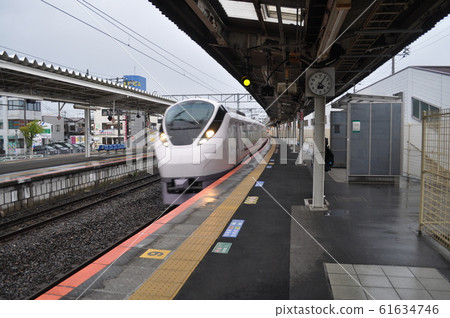 JR East Joban Line @ Sanuki Station JR East Joban Line @ Sanuki Station 61634746