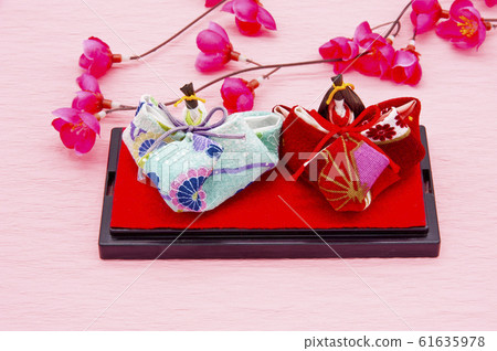 一個娃娃 61635978