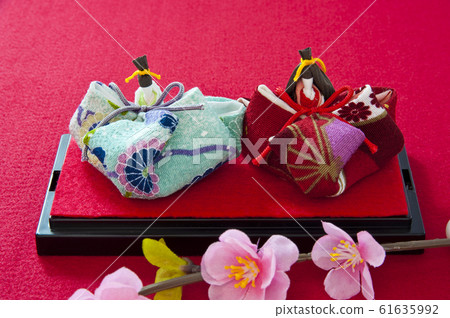 一個娃娃 61635992