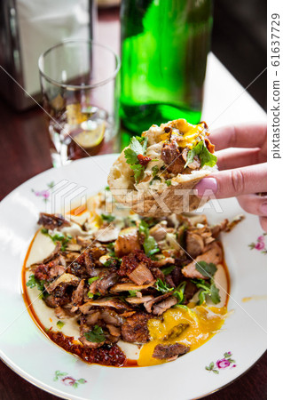 Turkey shawarma. The cuisine of Tel Aviv. 61637729