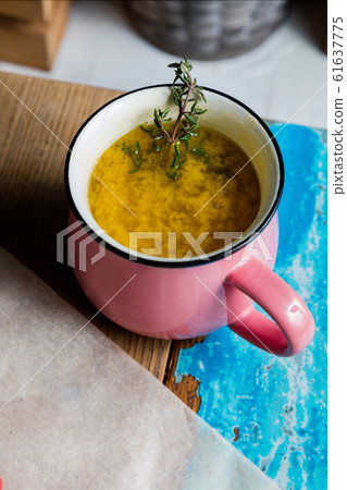 Thyme broth. The cuisine of Tel Aviv. 61637775
