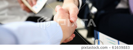 Biz people working 61639883