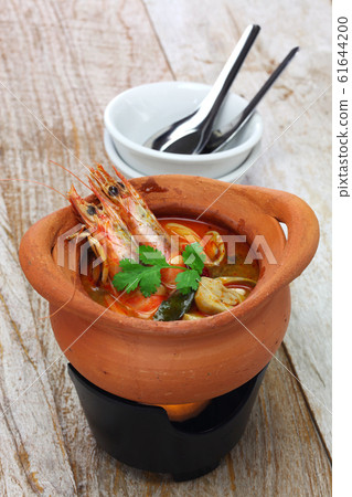 Tom yam kung Tom yam kung 61644200