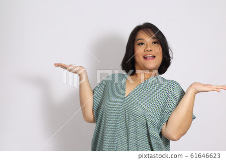 Asian Woman 61646623