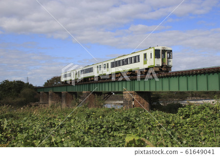 Banetsukoshi Line Kiha 110 61649041