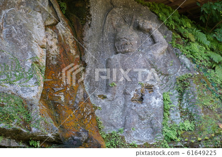 Usuki Stone Buddha Statue of Kongorikishi Usuki Stone Buddha Statue of Kongorikishi 61649225