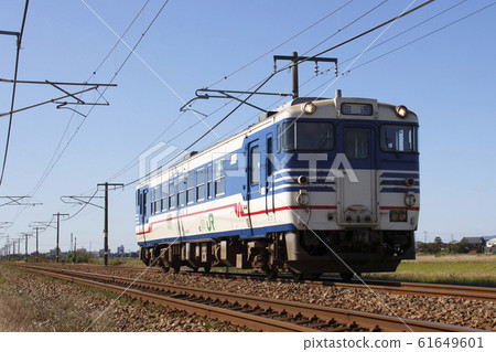 Shinetsu幹線(Kiha 40-560)上Banetsu西線的火車轉發 Shinetsu幹線(Kiha 40-560)上Banetsu西線的火車轉發 61649601