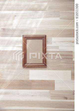 Simple room wooden picture frame Simple room wooden picture frame 61651300