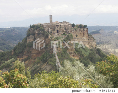 The city of the heavens The city of the heavens 61651843