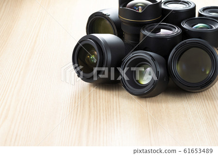 Photographic lens 61653489