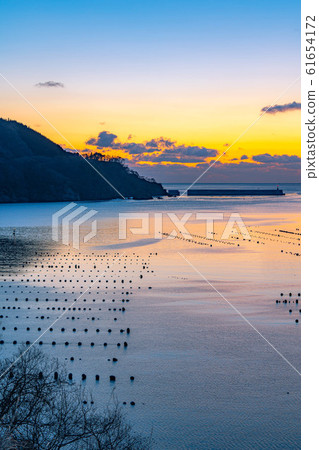Morning glow in Ofunato Bay [Iwate] 61654172