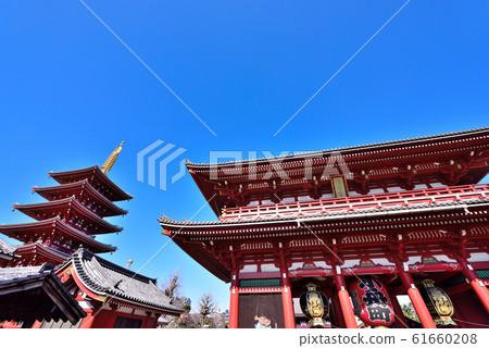 Asakusa Temple's Takarazumon and five-storied pagoda Asakusa Temple's Takarazumon and five-storied pagoda 61660208