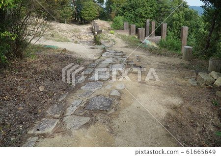 [日本100名城堡] Kinojo鋪路石和南門遺址2岡山縣總社市 61665649