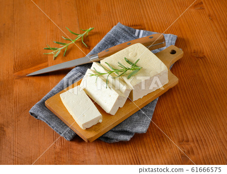 Fresh firm bean curd (tofu) Fresh firm bean curd (tofu) 61666575