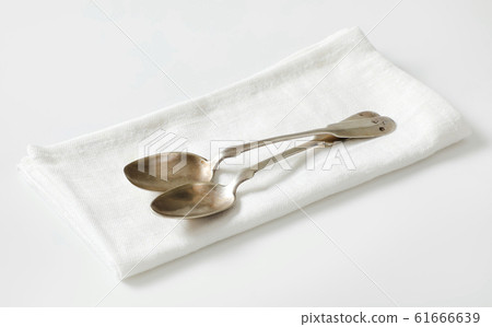 Small vintage coffee or dessert spoons Small vintage coffee or dessert spoons 61666639