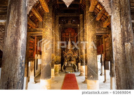 Ancient lanna style Vihara Chamma Dhevi at Wat Pong Yang Kok in Hang Chat District 61669804