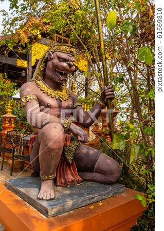 Wat Phra That Doi Phra Chan on the top of mountain in Mea Tha District 61669810