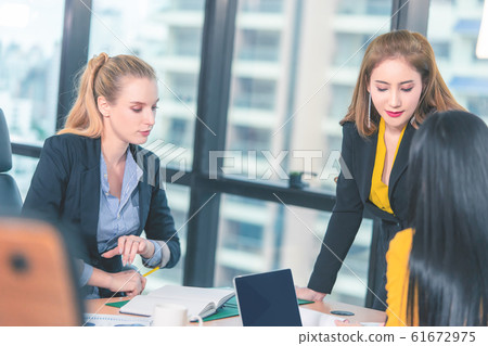 Female Manager boss is helping and teaching her 61672975