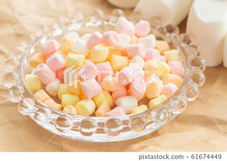 小棉花糖 61674449