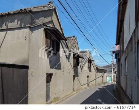 巨人Yokuraya Odozo 巨人Yokuraya Odozo 61677714