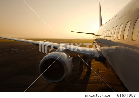 Airliner 61677998