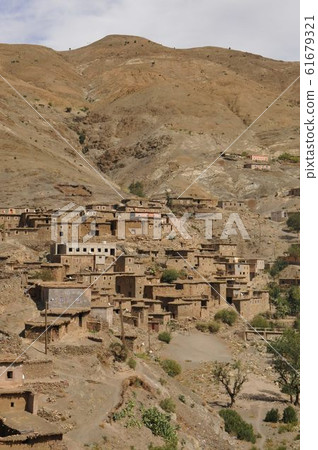 Morocco, villages along the Kasbah Road 61679321