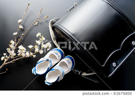 school bag  61679800