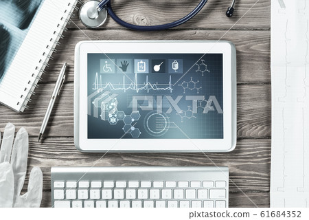 Digital technologies in medicine Digital technologies in medicine 61684352