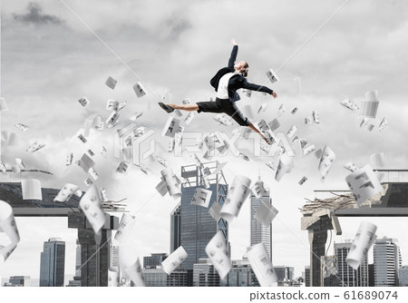 Problem and difficulties overcoming concept. Problem and difficulties overcoming concept. 61689074