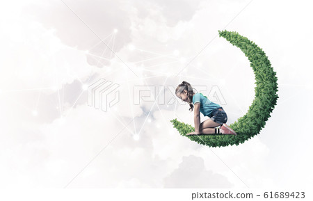 Idea of children Internet communication or online playing and pa 61689423