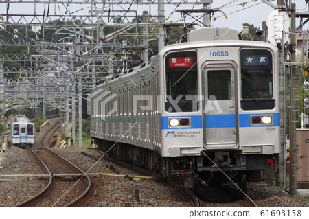 [TD] Tobu Noda Line 10050 Series Train (Express) 61693158
