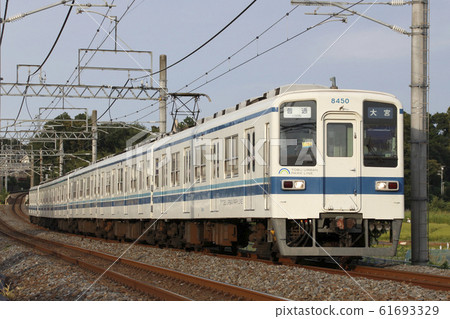 [TD] Tobu Noda Line Series 8000 (Stop at each station) 61693329