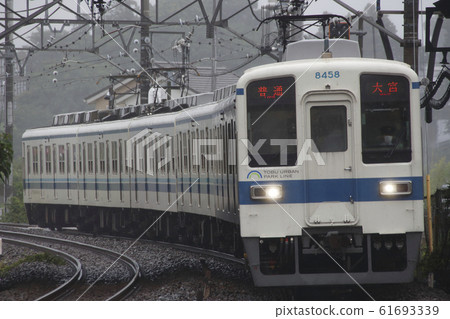 [TD] Tobu Noda Line Series 8000 (Stop at each station) 61693339