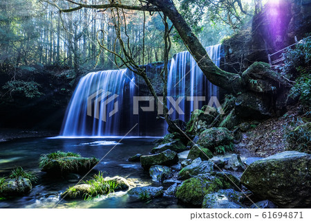 Nabegara Falls 61694871