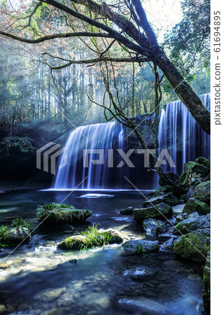 Nabegara Falls 61694895