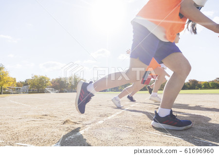 High school students line the start line 61696960