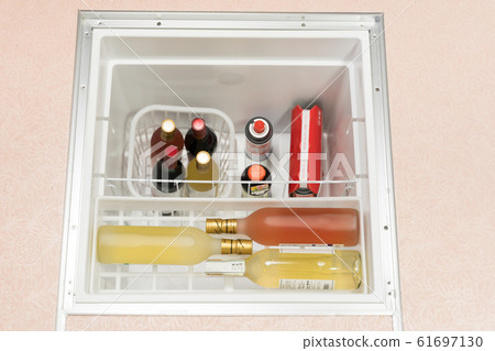 Underfloor storage panoramic view wine Underfloor storage panoramic view wine 61697130