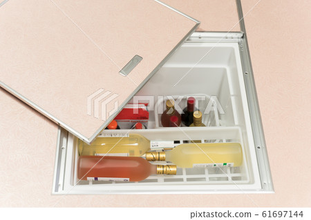 Underfloor storage panoramic view wine Underfloor storage panoramic view wine 61697144