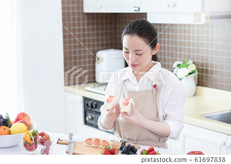 女人廚房水果沙 女人廚房水果沙 61697838