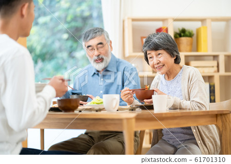 高級家庭用餐祖母 高級家庭用餐祖母 61701310