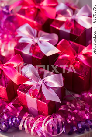 Present Present 61702759