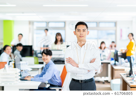 Businessman Businessman 61706805