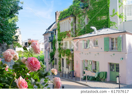 cityscape Mont Matre , Paris, France 61707617