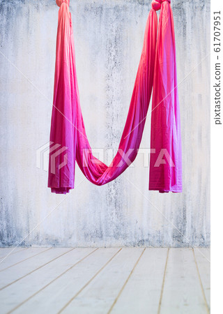 Pink hanging hammock indoor 61707951