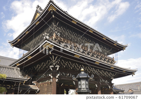 Mikagedo門東本願寺 61709067