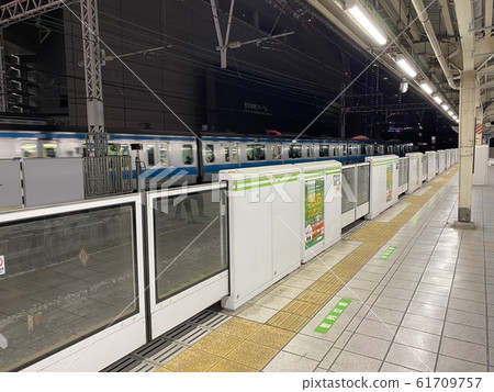 山手線的末班車 61709757