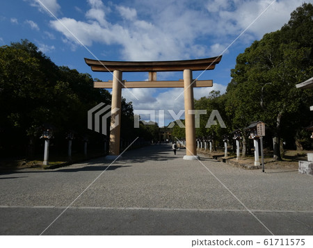 Otorii at Kashihara Jingu Shrine Otorii at Kashihara Jingu Shrine 61711575